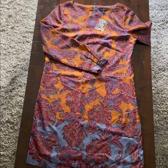 The Limited Dresses & Skirts - NWT Gorgeous The Limited Long Sleeve Dress Size M